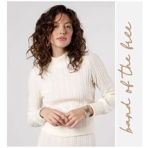 BOG - 🎉HP🎉 BAND OF THE FREE L Sz L NWT “Raquel" Ivory Cropped Pullover/Mock Neck
